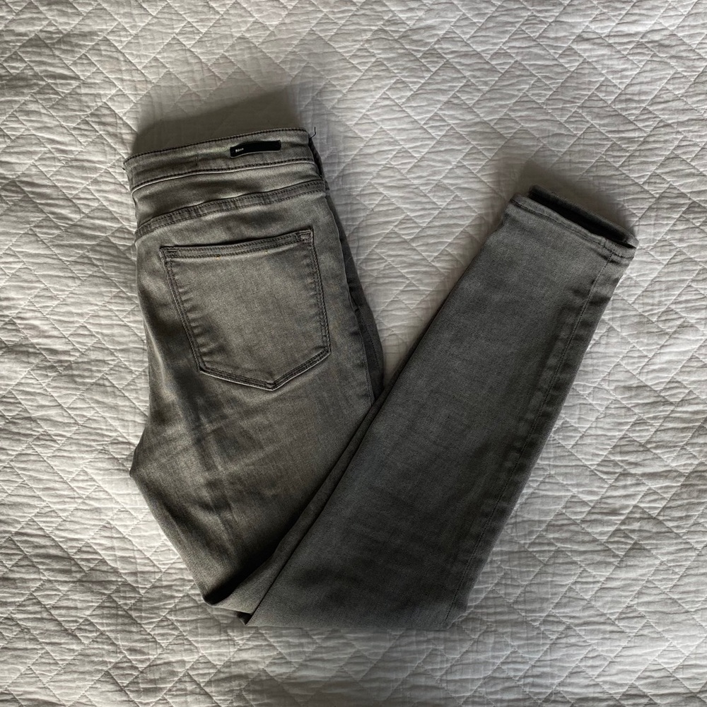 Anthropologie Mid-Rise Light Grey Skinny Jeans